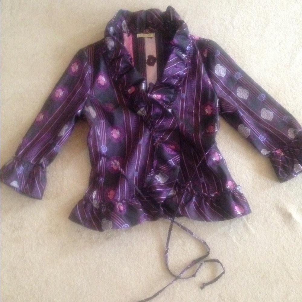 CELOP WOMEN'S TOP.  SIZE 38